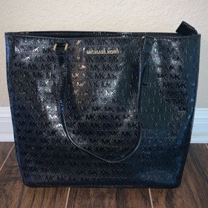 Micheal Kors Black purse